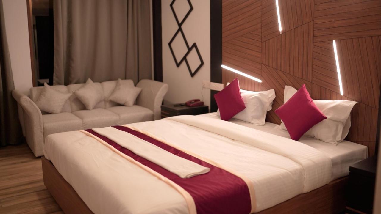 The Lavender Resort Waynad Vaduvanchal エクステリア 写真