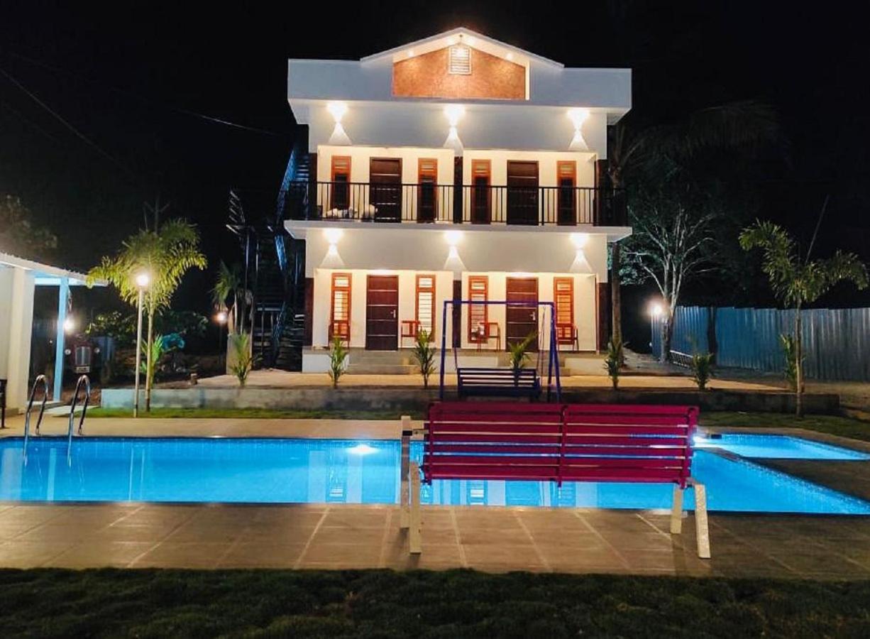 The Lavender Resort Waynad Vaduvanchal エクステリア 写真