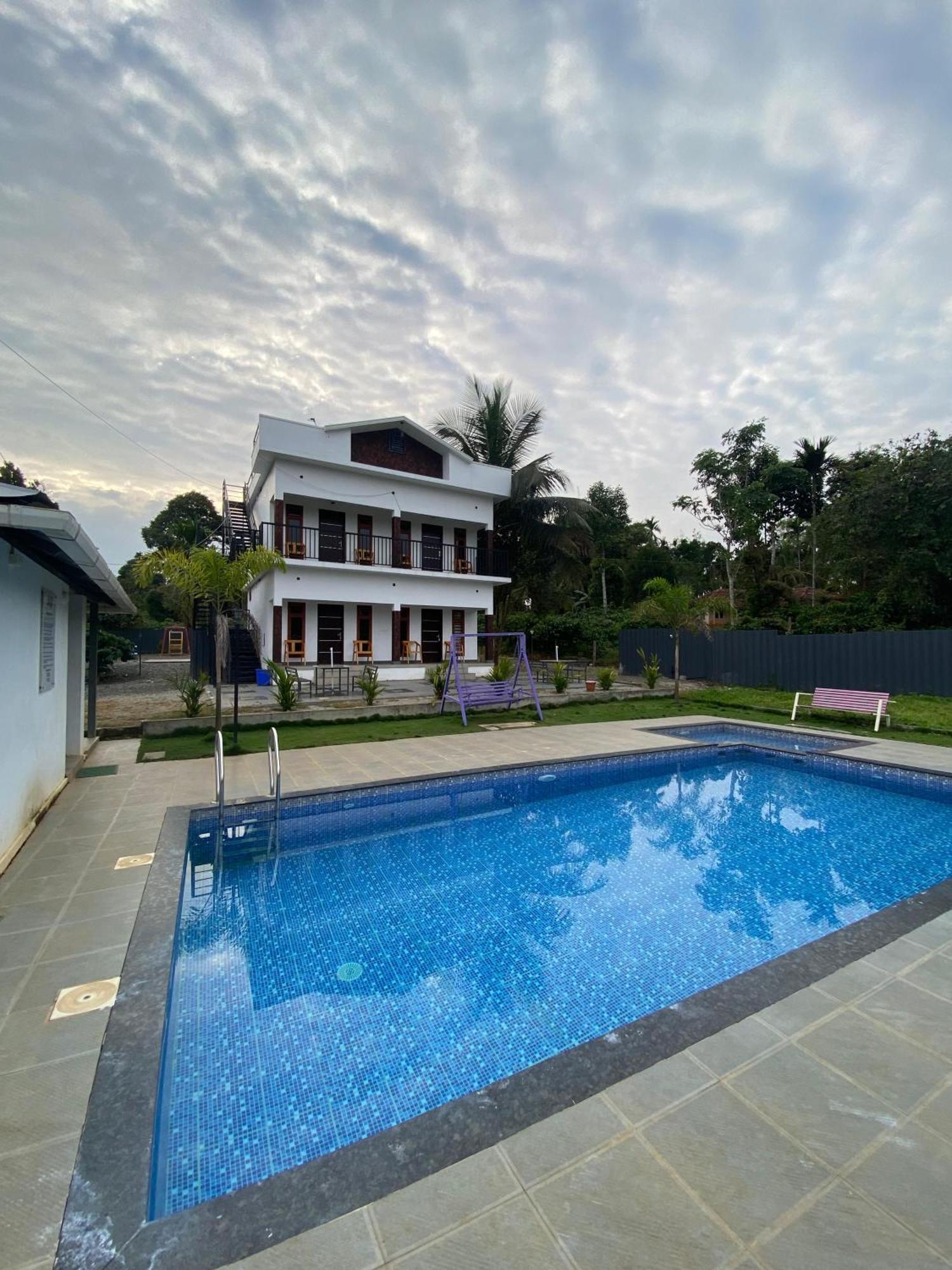The Lavender Resort Waynad Vaduvanchal エクステリア 写真