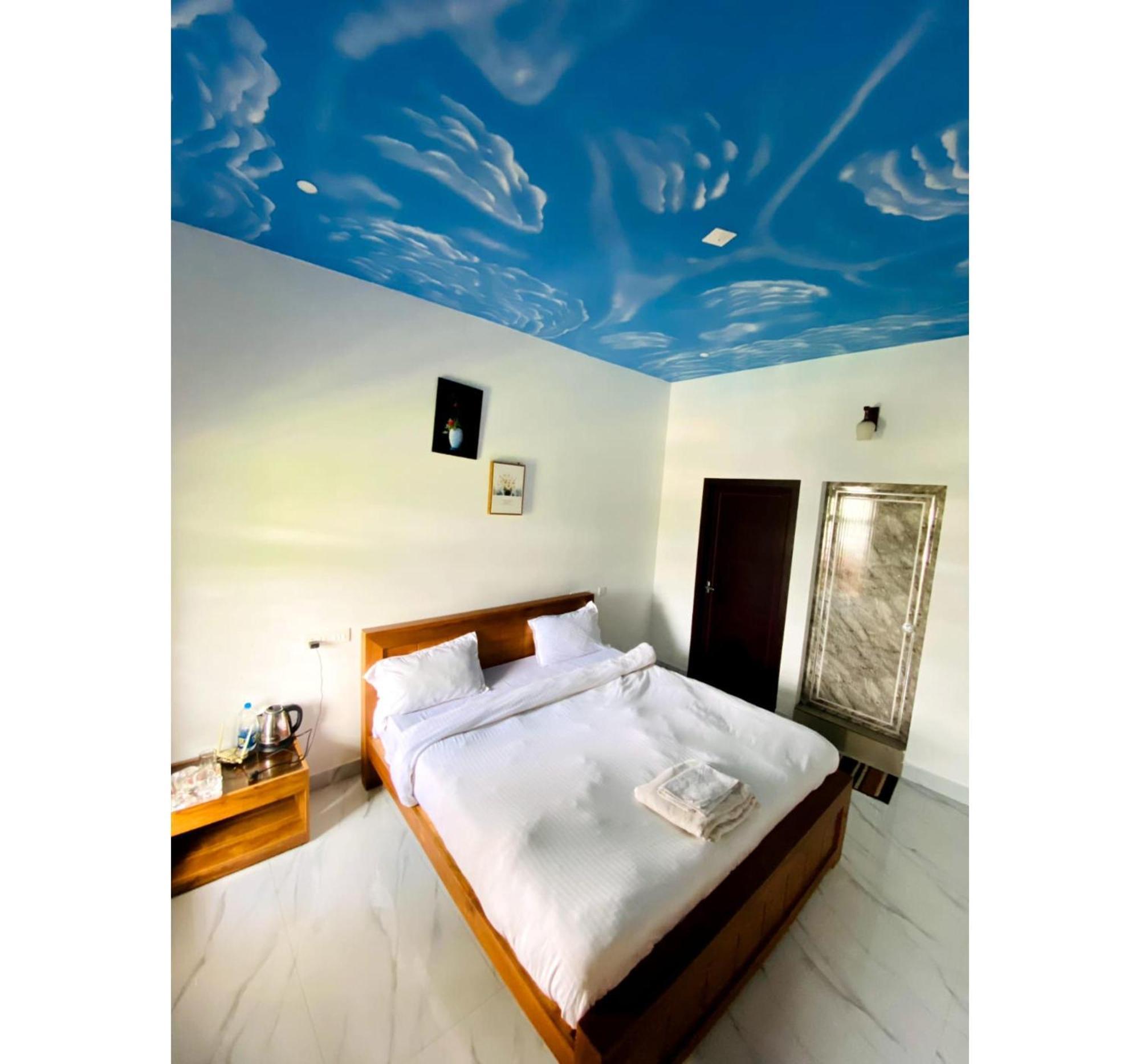The Lavender Resort Waynad Vaduvanchal エクステリア 写真